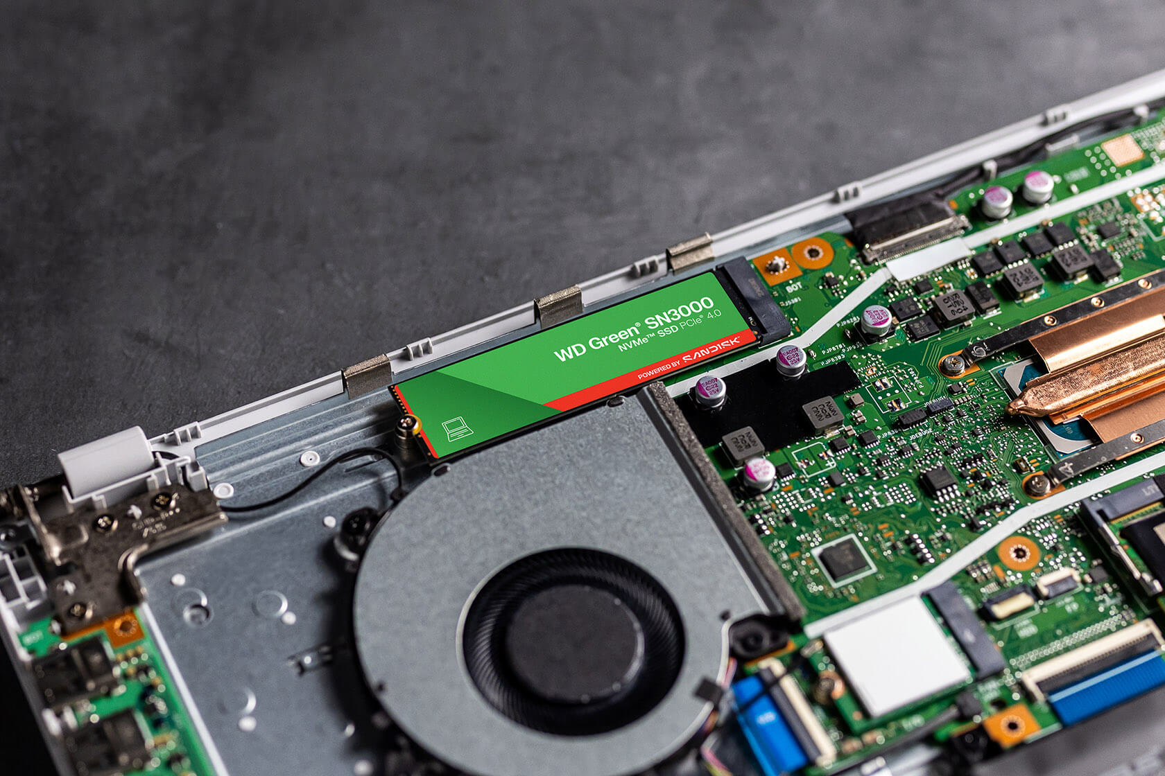 Disco solido SSD SanDisk WD Green SN300 NVMe 1TB PCIe Gen4 M.2 — foto 7