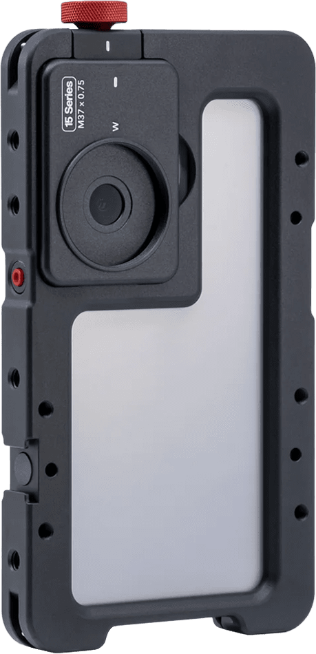 Bild mit orangefarbenem Hintergrund, das den Beastcage für iPhone 15 Pro zeigt (iPhone nicht im Paket enthalten)