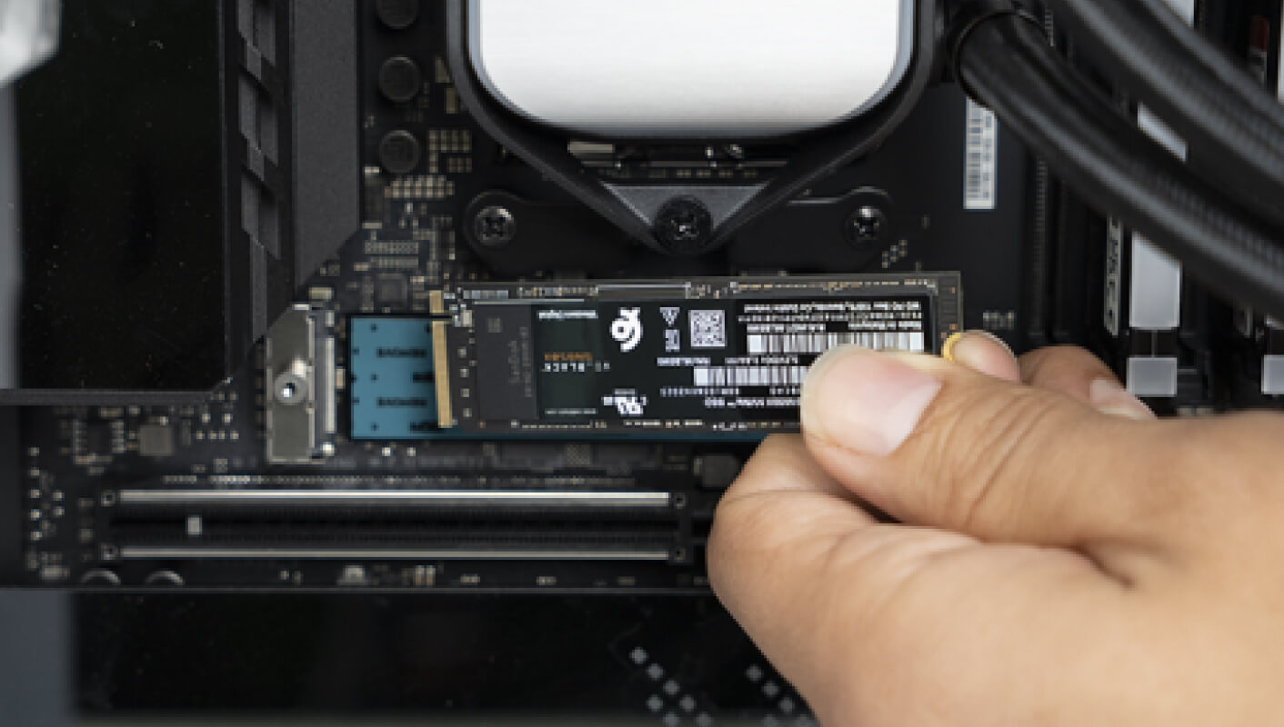 How to Install M.2 NMVe SSDs in a Desktop PC | Sandisk