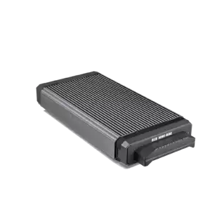 Sandisk Professional Reader Red Mini Mag USB 3.2 Card Reader Hero
