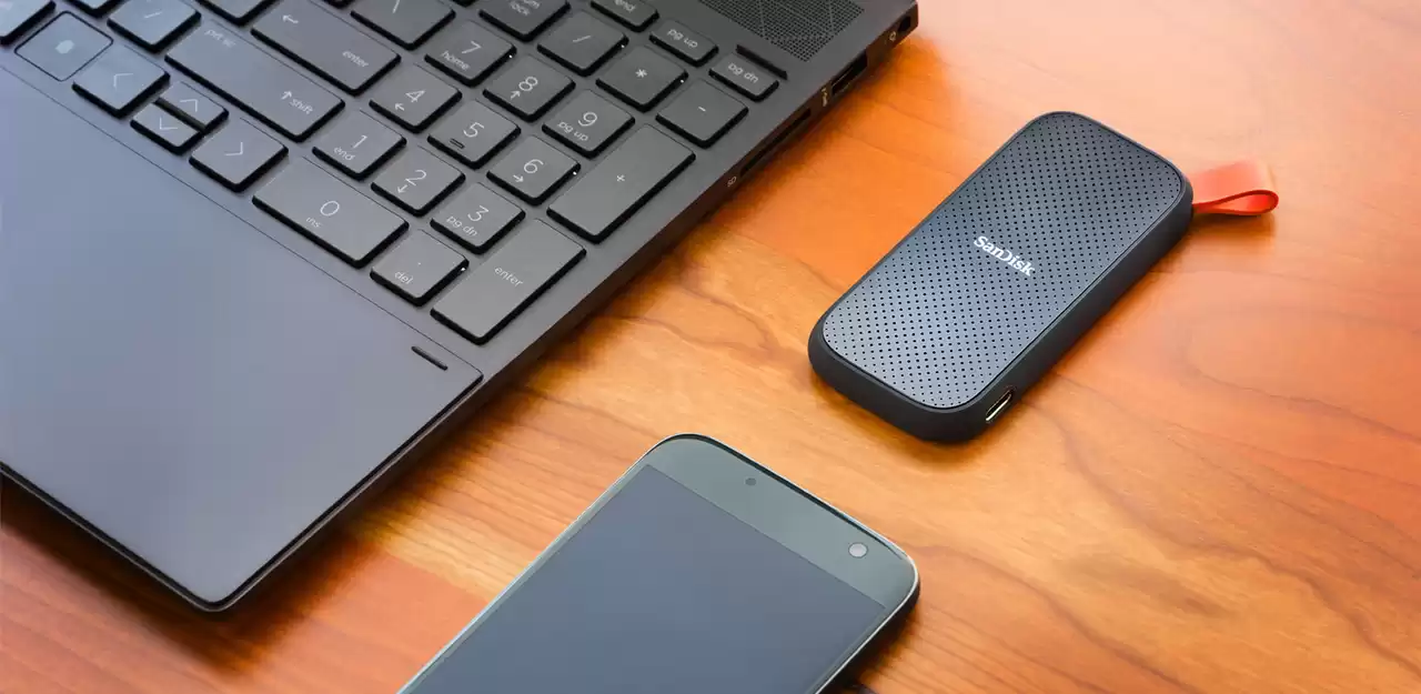 Sandisk portable 1tb ssd za hitro shranjevanje fotografij in datotek na poti