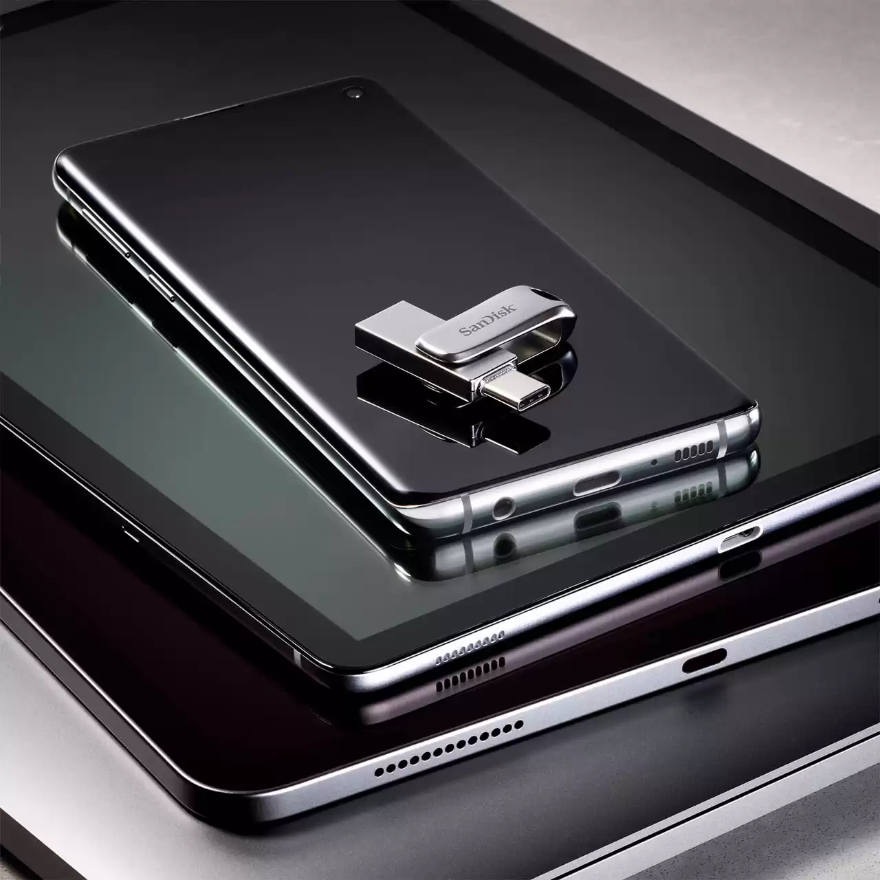 זיכרון נייד&nbsp;Ultra Dual Drive Luxe מבית Sandisk